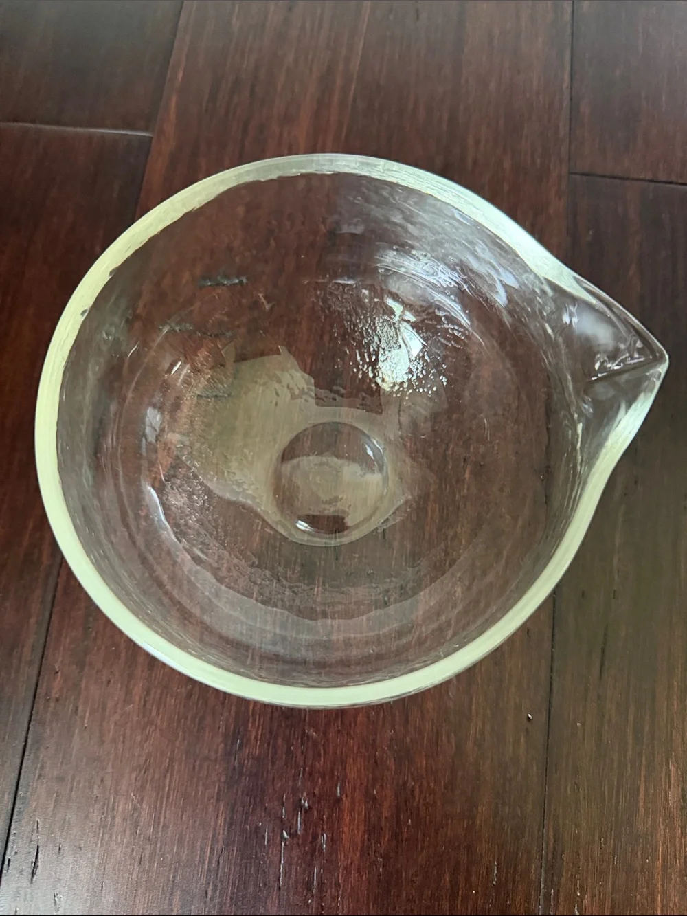 Matcha Clear Textured Glass Mixing Bowl with Pour Spout